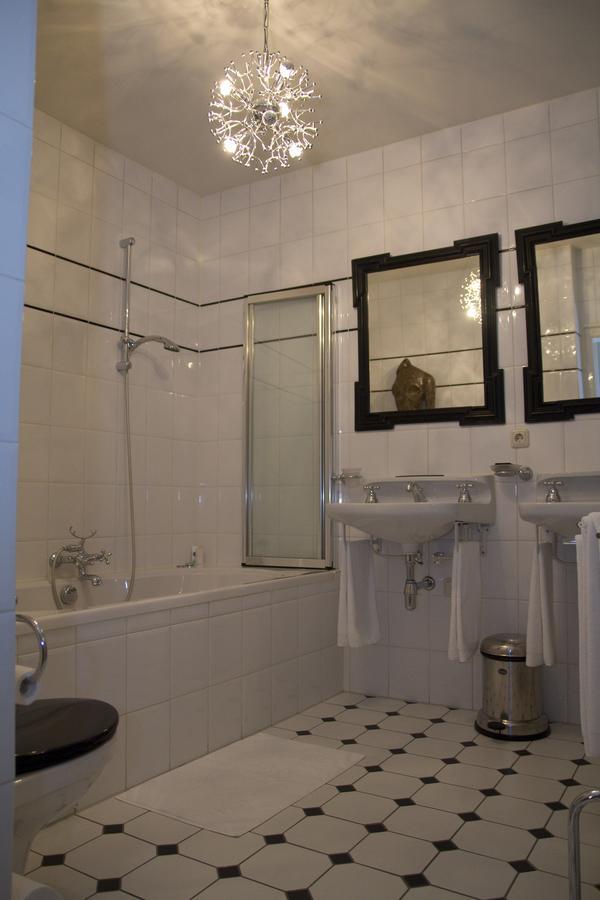 Boutique Hotel Huize Rustoord Esbeek Exterior foto